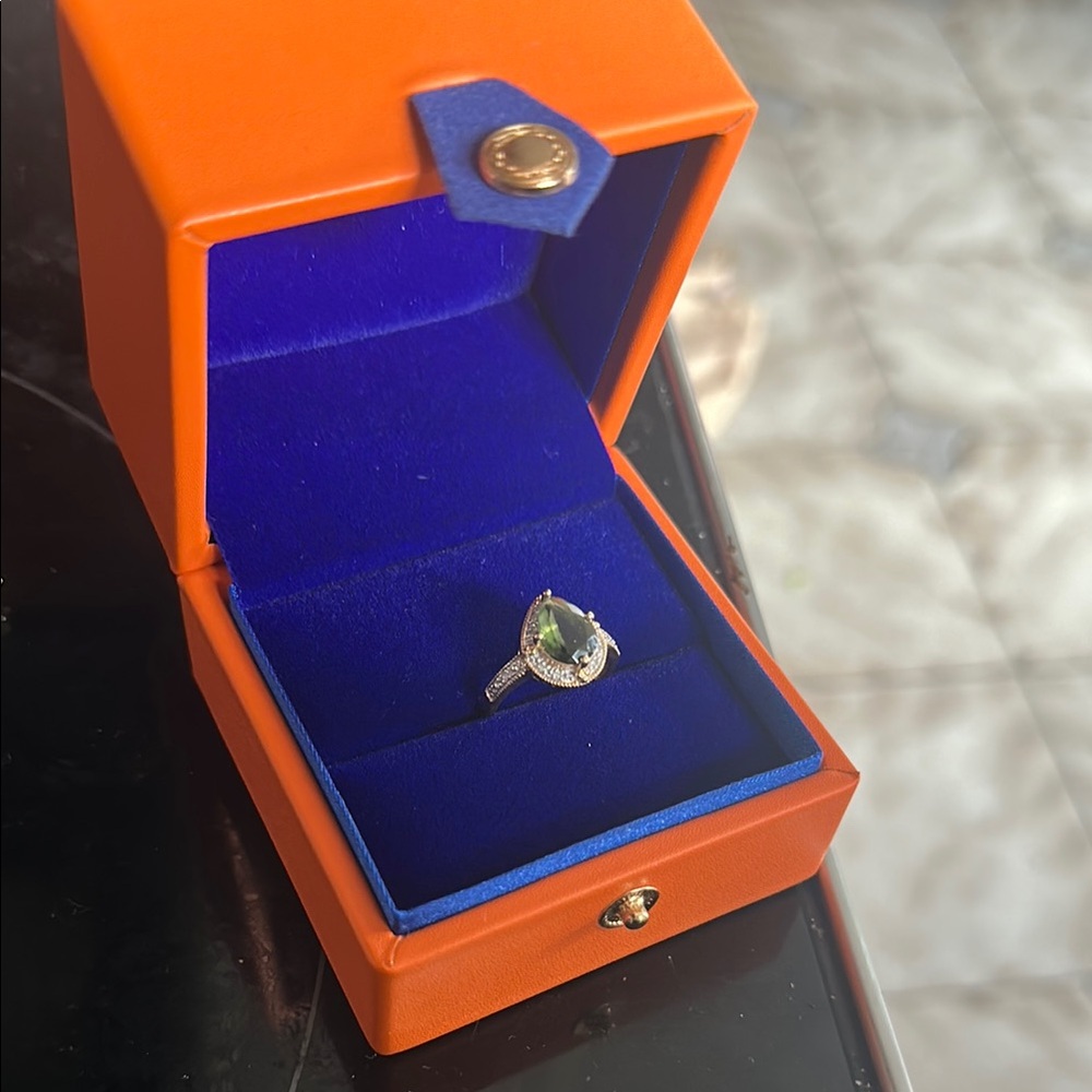 10kt moldavite yellow gold ring